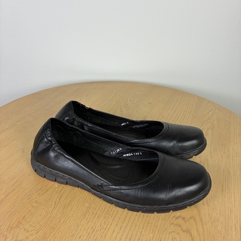 Born Leather Ballet Flats Women's 7.5 Minimalist Comfort Walking Fall Preppy